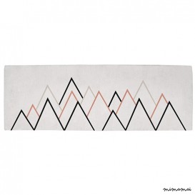 Tapis coton enfant g&eacute;om&eacute;trique montagnes noir et corail