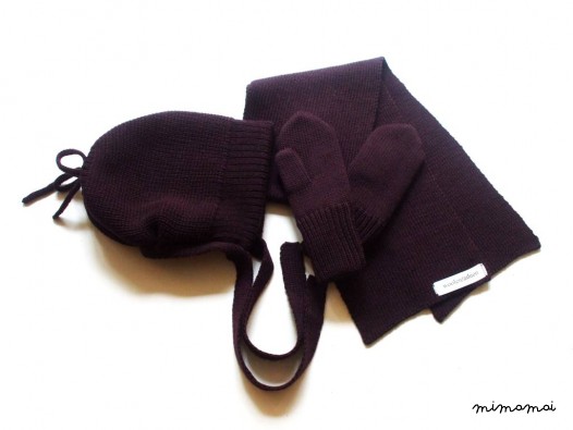 Babies/Children's double knitted merino wool hat/bonnet hat/chunky hat/thick/winter hat