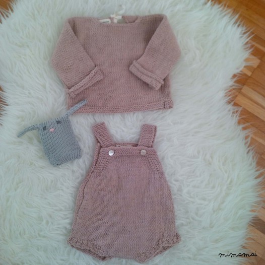 Baby romper, handmade knitwear of organic cotton, pale rose