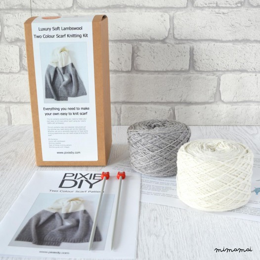 LUXURY SCARF KNITTING KIT