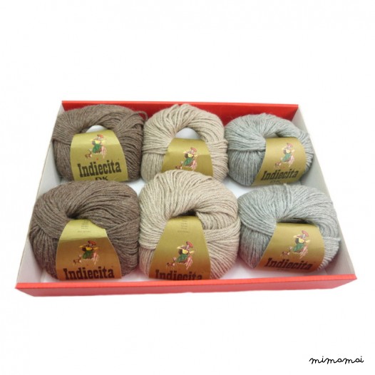 Knit Gift Box