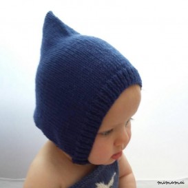 Knitted baby hat, baby pixie cap in Navy blue merino wool with button closure 0-6 months