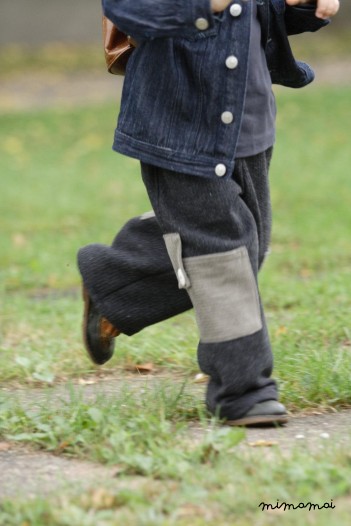 Warm trousers with huge side pockets