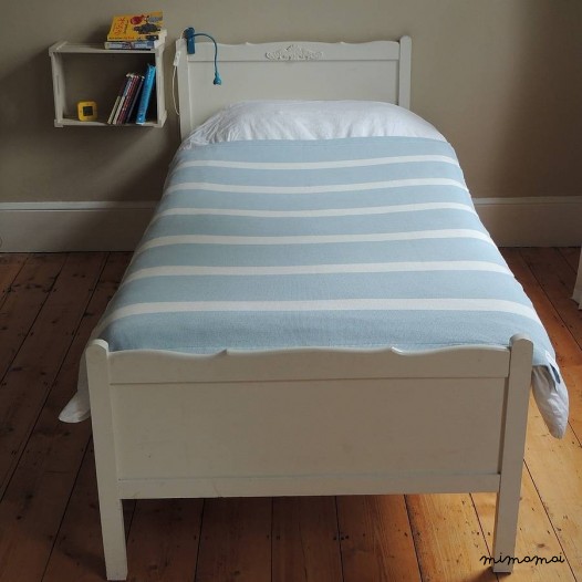 Blue & White Large Cotton Children's Blanket