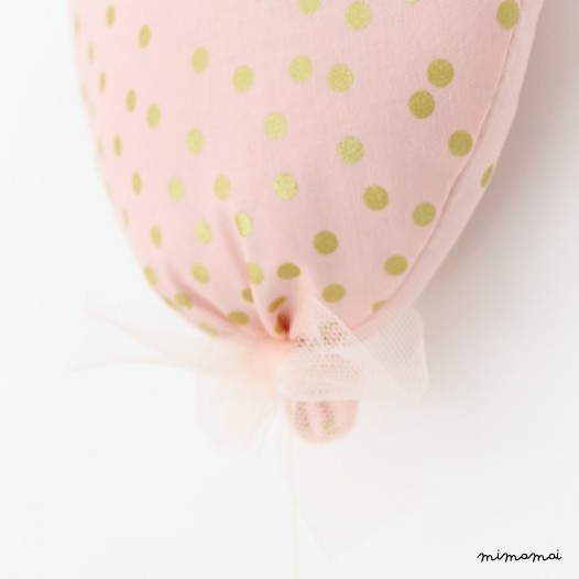 Ballon &laquo; Louise &raquo; p&ecirc;che et or