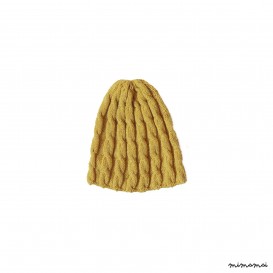 Gorro de tran&ccedil;as amarelo