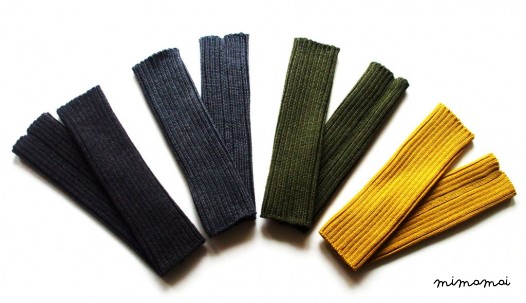 Babies/Children's/Toddlers knitted merino wool ribbed leg warmers/2x2/boot socks/leg wear