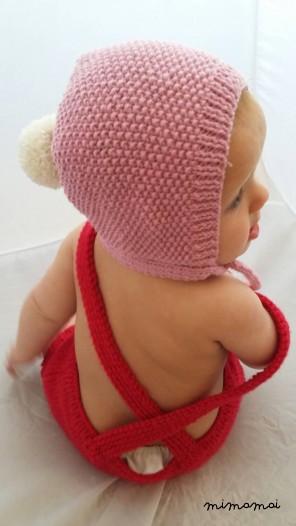 Knitted baby bonnet, knit baby hat with pompom,baby hat, knitted in 6-12 months