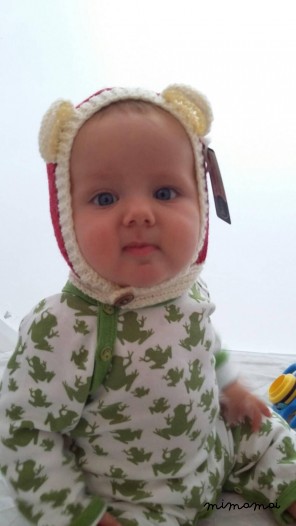 baby bear, baby ears hat in Red and Cream 6-12 months