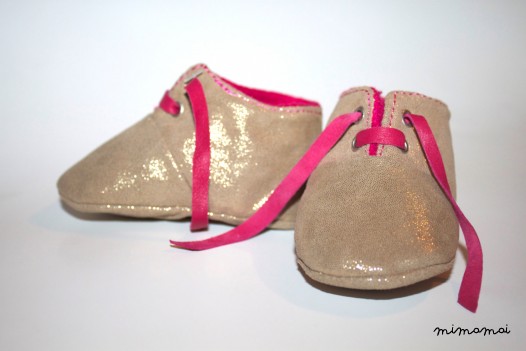 12 - 18 Months Slippers / Baby Shoes Lamb Leather Glitter bright, brilliant