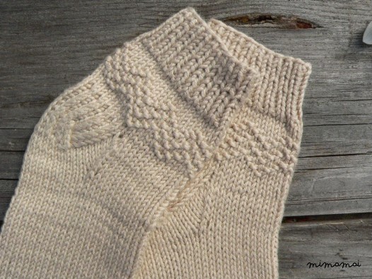 Hand knit baby cotton socks - newborn socks - baby socks - baby booties