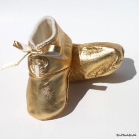 12-18 Months Slippers / Baby Shoes Lamb Leather glitter dore golden gold