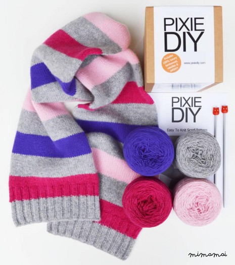 STRIPY SCARF KNITTING KIT - 2 COLOURS AVAILABLE