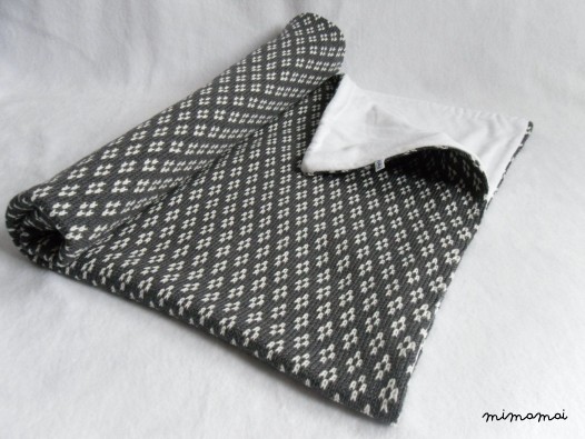 Baby Cot Blanket Set/Grey & Cream