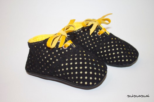 6-12 Months Slippers / Baby Shoes Lamb Leather Black and mustard yellow