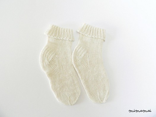 Hand knit baby linen socks - baby socks - newborn socks