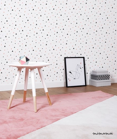 Tapis g&eacute;om&eacute;trique fille