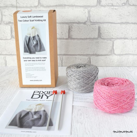 LUXURY SCARF KNITTING KIT
