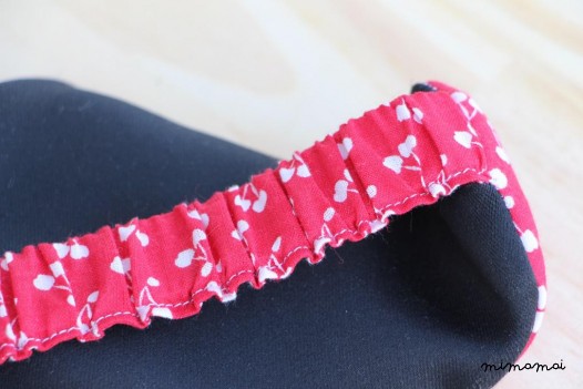 Masque de nuit moustache &ndash; Cerises