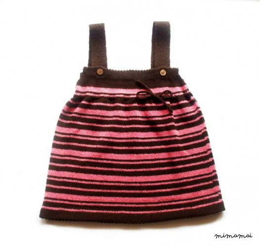 Babygirls/Girls knitted lambswool sleeveless Dress with oak buttons
