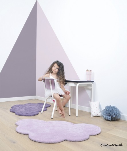 Tapis chambre de b&eacute;b&eacute; de forme nuage couleur mauve