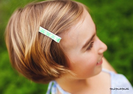 Pair of Golden Sparkle Hairclips