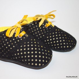 6-12 Months Slippers / Baby Shoes Lamb Leather Black and mustard yellow
