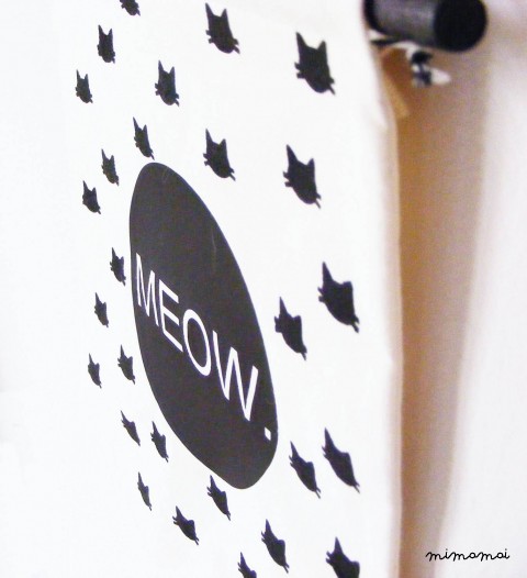 MEOW. wall banner cat head pattern.