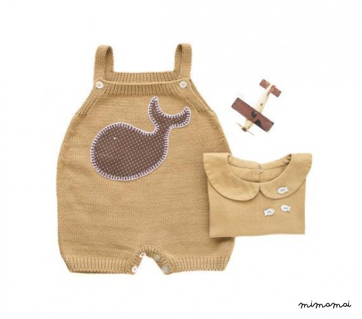 Tuta in maglia in cammello con una balena. 100% cotone. Dimensioni di READY TO SHIP 1-3 mesi