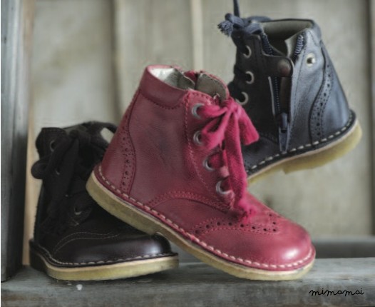 Budapest boot chocolate