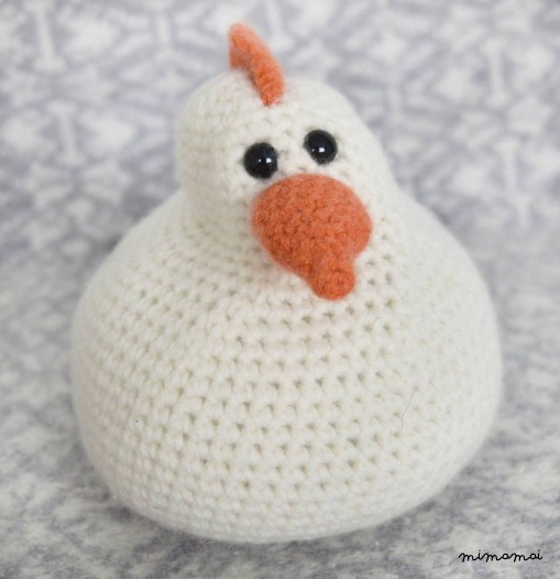 HAPPY CHICKEN AMIGURUMI CROCHET KIT