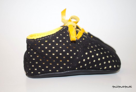 6-12 Months Slippers / Baby Shoes Lamb Leather Black and mustard yellow
