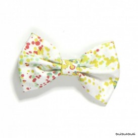 Bow Clip in White Orchard