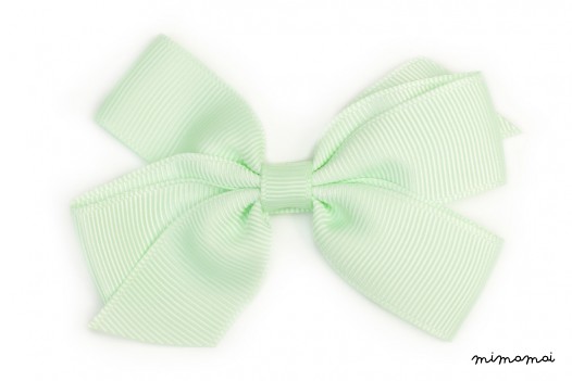 Medium Pastel Green Bow