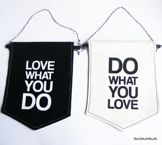 DUO WALL BANNER