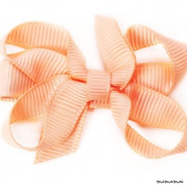 Small Peach Bow