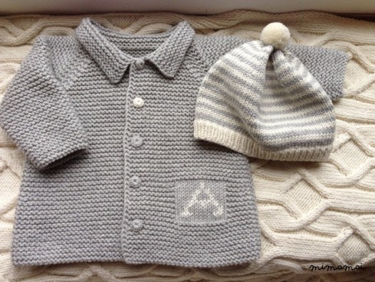 Jumper sweater with personalised letter