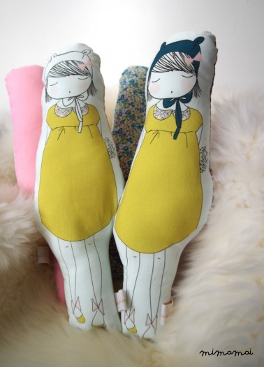 Poup&eacute;e/Doll COQUETTE 