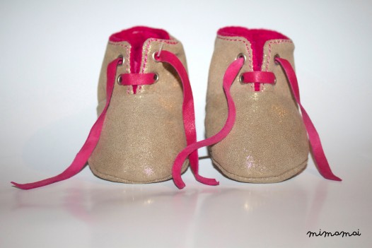 12 - 18 Months Slippers / Baby Shoes Lamb Leather Glitter bright, brilliant
