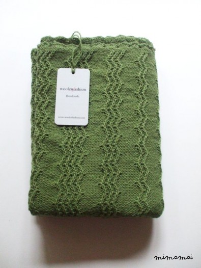 Babies/Children's knitted lambswool blanket/duvet/plaid