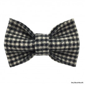 Child black and white checked bow tie, wool