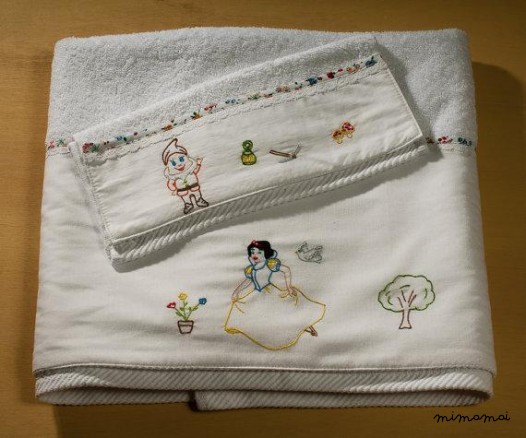 Snow White set 2 asciugamani bagnetto e mano, ricamato a mano, regalo di Natale
