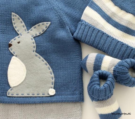 maglia bambino insieme. Maglione, pantaloni, cappello e calze. Feltro di coniglio. lana merino 100%.