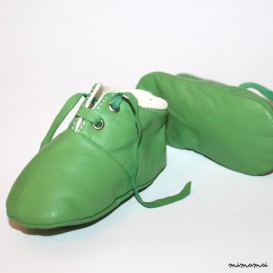 12 - 18 Months Slippers / Baby Shoes Lamb Leather Green