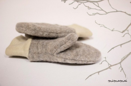 Merino wool mittens