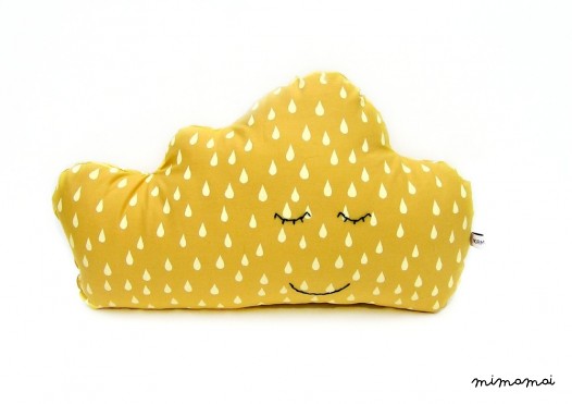 Golden cuddly cloud