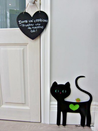 Perchero Gato Negro