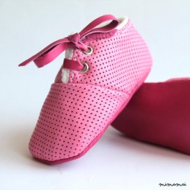 12-18 Months Slippers / Baby Shoes Soft Sole Lamb Leather Pink Dots