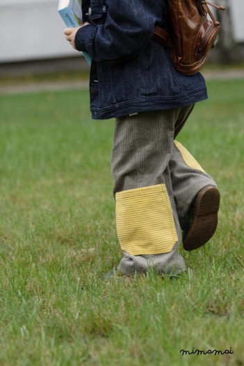 Grey corduroy pants with big pockets
