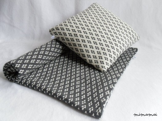 Baby Cot Blanket Set/Grey & Cream